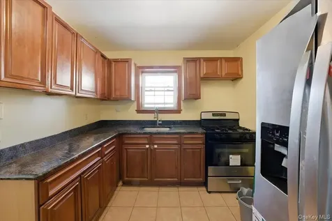 3544 -3546 Laconia Avenue Bronx NY 10469