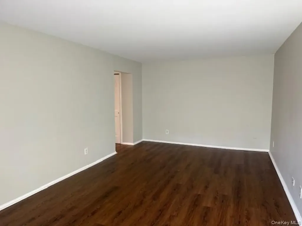 6 Colonial Road Beacon NY 12508