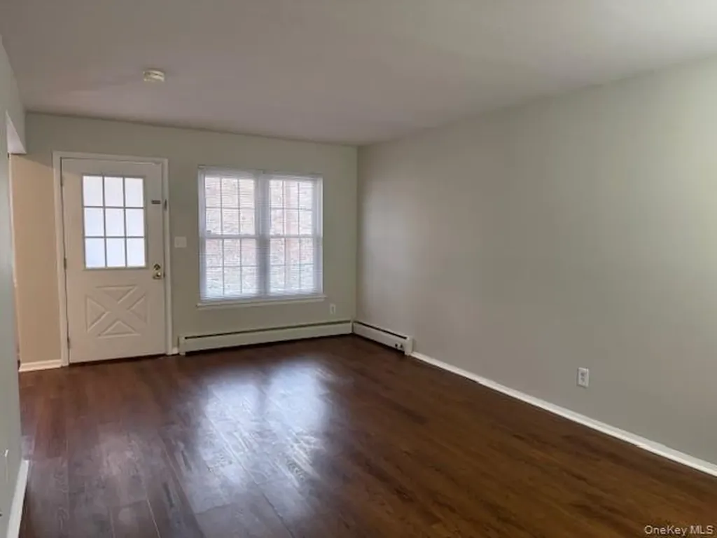 6 Colonial Road Beacon NY 12508