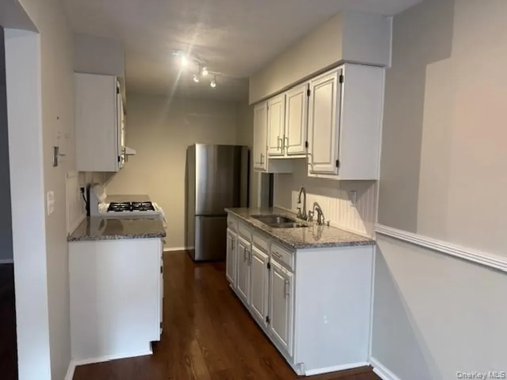 6 Colonial Road Beacon NY 12508