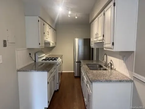 6 Colonial Road Beacon NY 12508