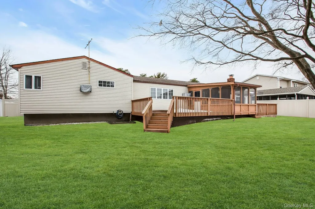 893 Connetquot Avenue Islip Terrace NY 11752