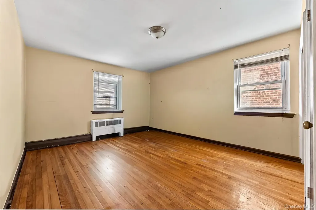 1907 Edenwald Avenue Bronx NY 10466