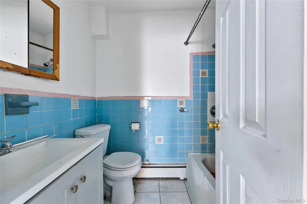 1907 Edenwald Avenue Bronx NY 10466