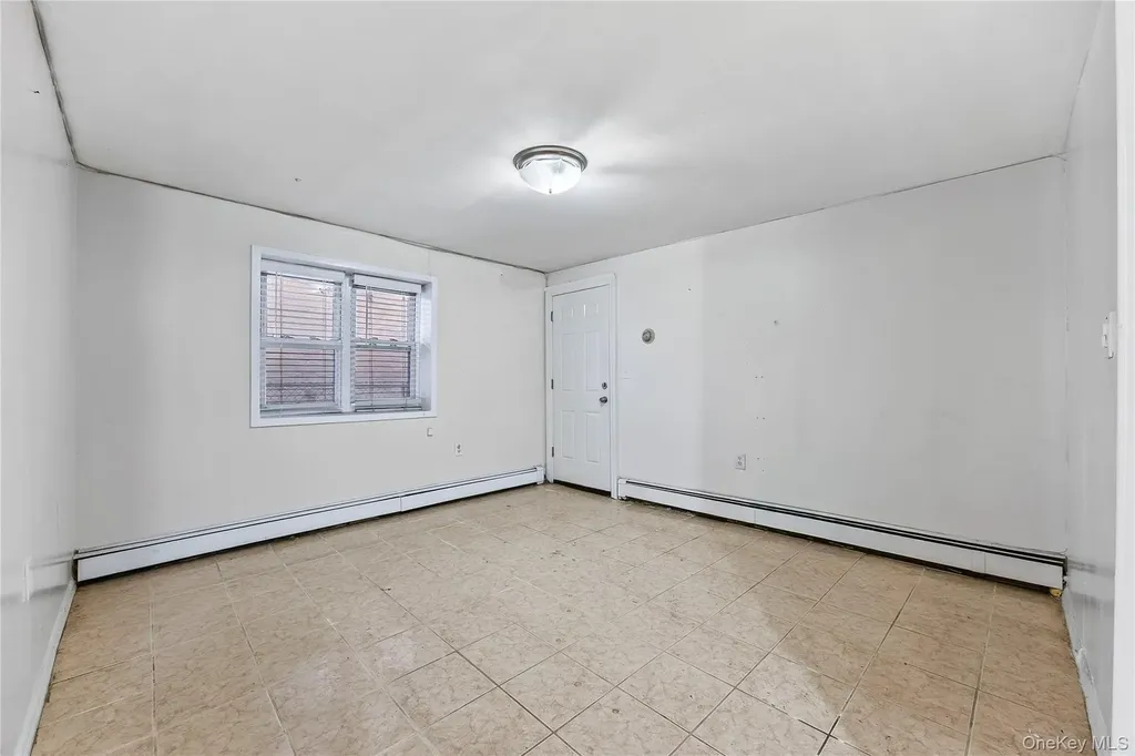 1907 Edenwald Avenue Bronx NY 10466