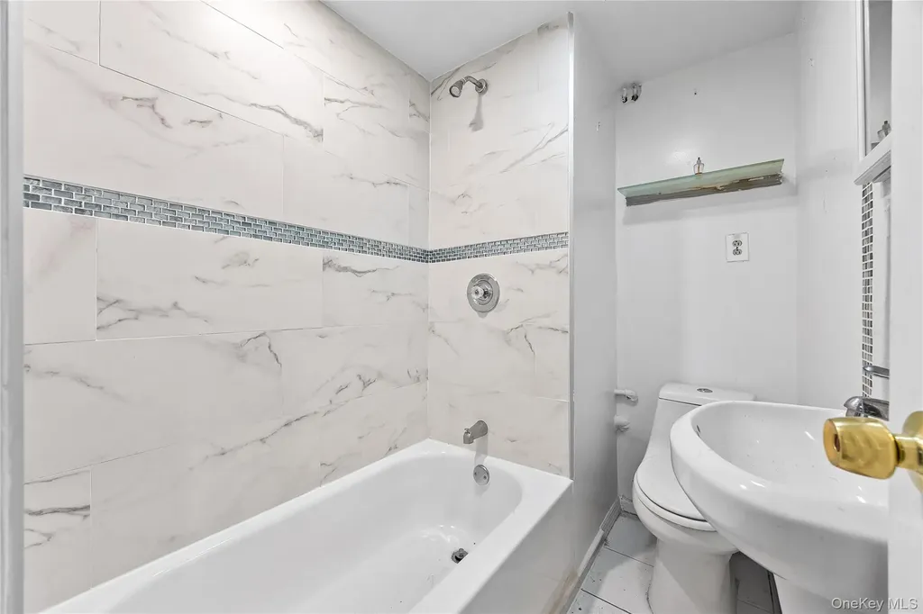 1907 Edenwald Avenue Bronx NY 10466