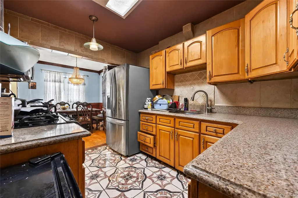 1907 Edenwald Avenue Bronx NY 10466