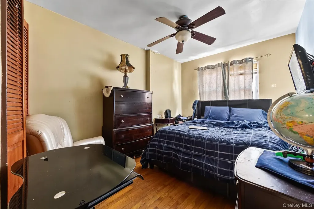 1907 Edenwald Avenue Bronx NY 10466