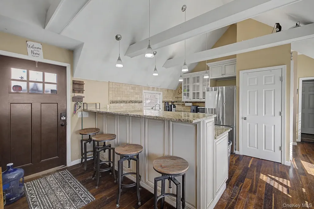 72 Putnam Drive Carmel NY 10512