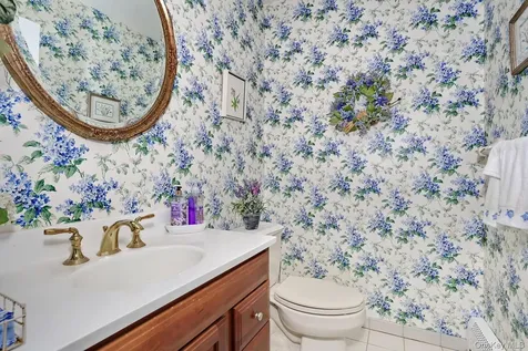 10 Dogwood Lane West Nyack NY 10994