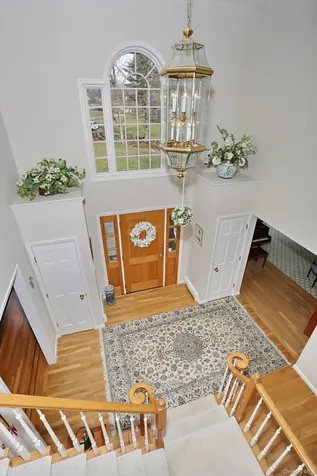 10 Dogwood Lane West Nyack NY 10994