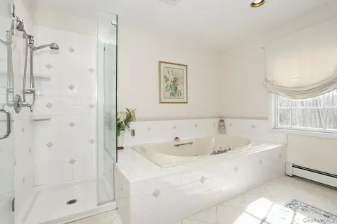 10 Dogwood Lane West Nyack NY 10994