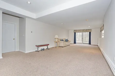 10 Dogwood Lane West Nyack NY 10994