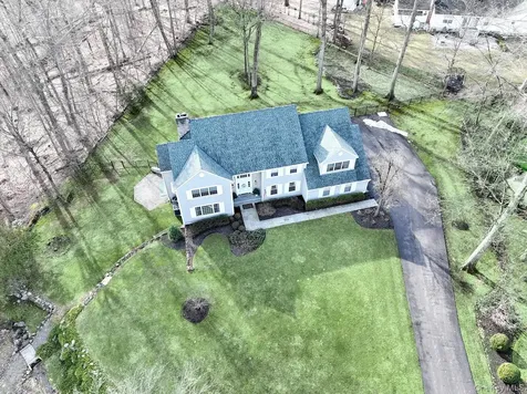10 Dogwood Lane West Nyack NY 10994