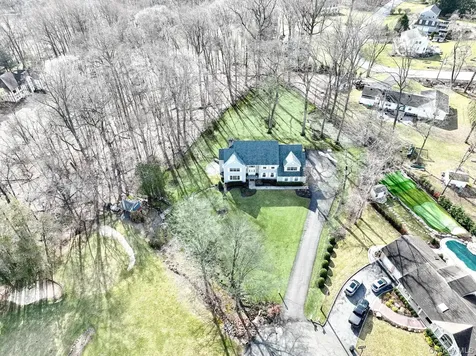10 Dogwood Lane West Nyack NY 10994