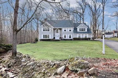 10 Dogwood Lane West Nyack NY 10994