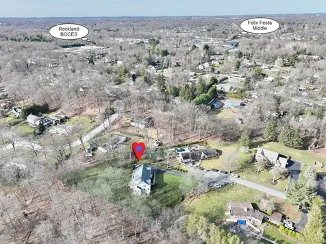 10 Dogwood Lane West Nyack NY 10994