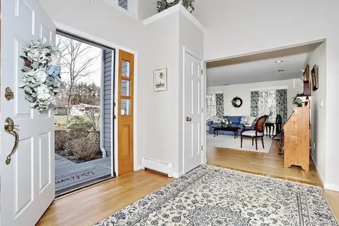 10 Dogwood Lane West Nyack NY 10994
