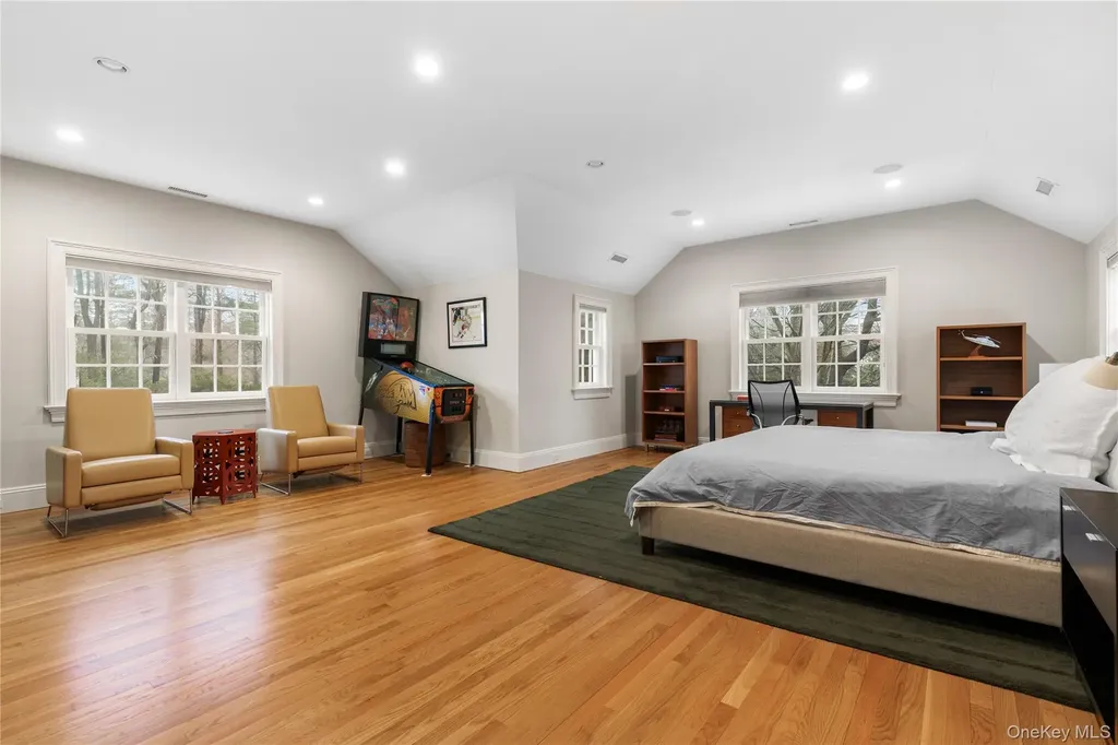 25 Stratford Road Harrison NY 10528