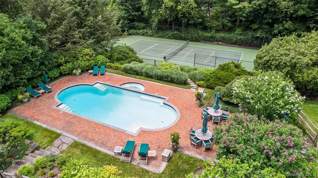 25 Stratford Road Harrison NY 10528