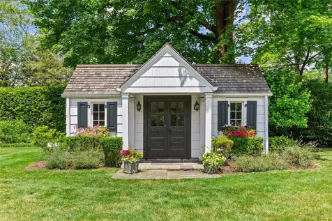 25 Stratford Road Harrison NY 10528