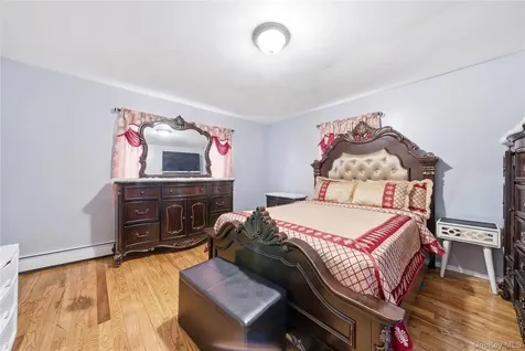14356 229th Street Laurelton NY 11413