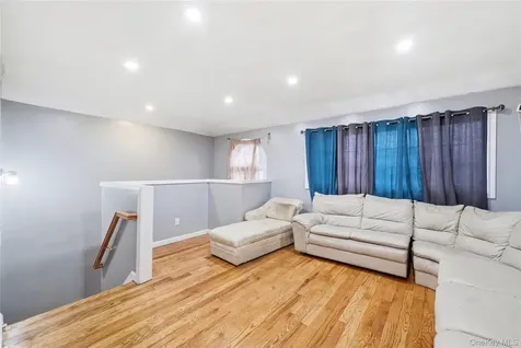 14356 229th Street Laurelton NY 11413