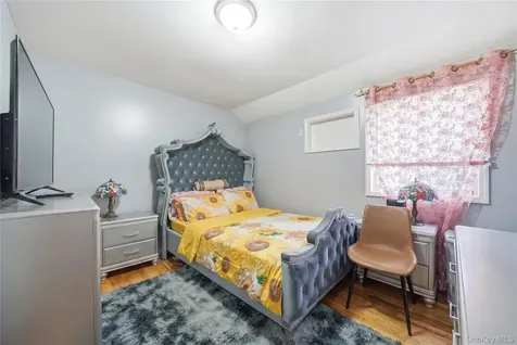 14356 229th Street Laurelton NY 11413