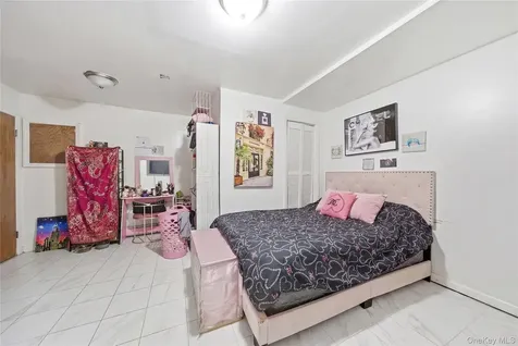 14356 229th Street Laurelton NY 11413