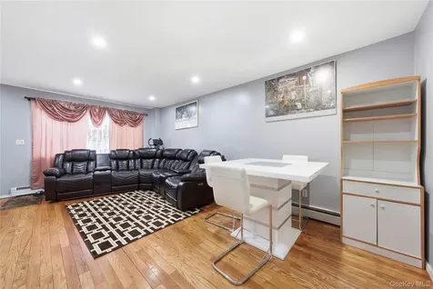 14356 229th Street Laurelton NY 11413