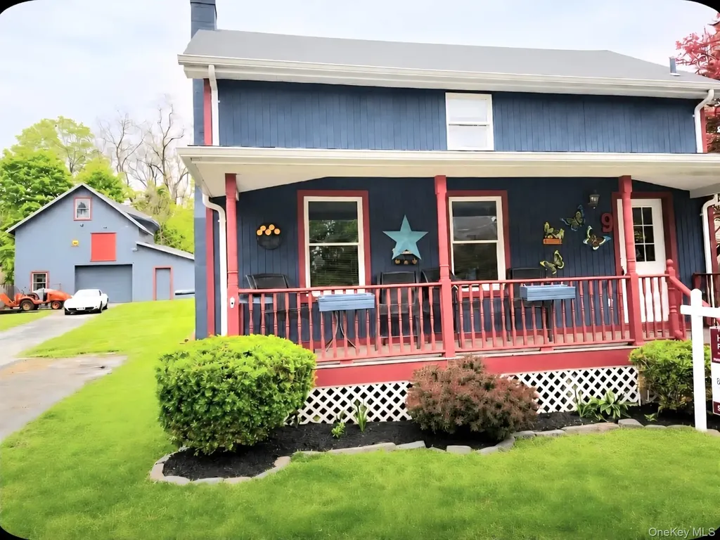 9 Maple Street Glenham NY 12527