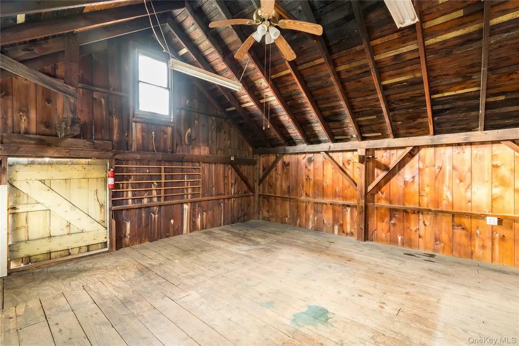 9 Maple Street Glenham NY 12527