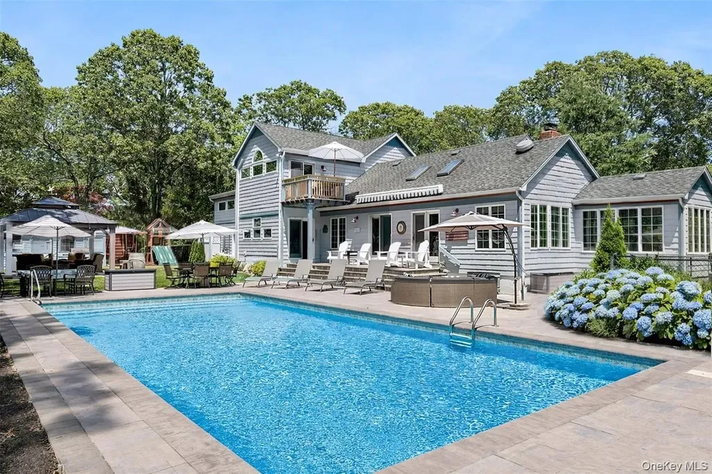 205 Pine Avenue Southold NY 11971