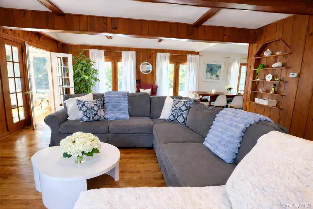 205 Pine Avenue Southold NY 11971
