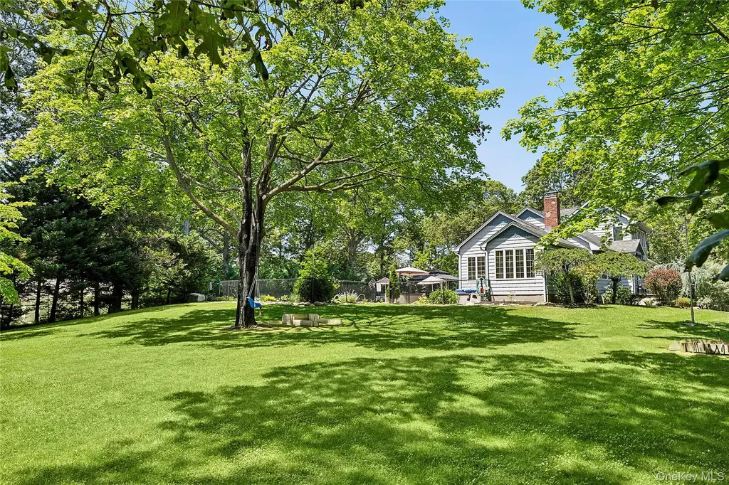 205 Pine Avenue Southold NY 11971