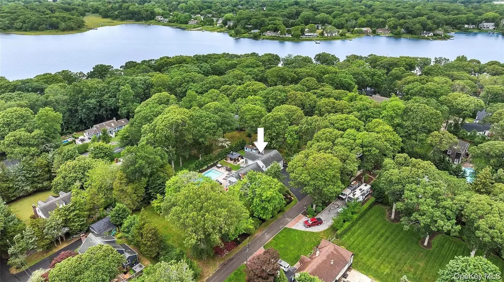 205 Pine Avenue Southold NY 11971