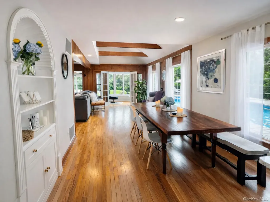 205 Pine Avenue Southold NY 11971