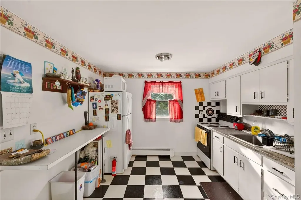 52 Central Avenue Patchogue NY 11772