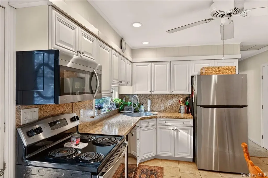 52 Central Avenue Patchogue NY 11772
