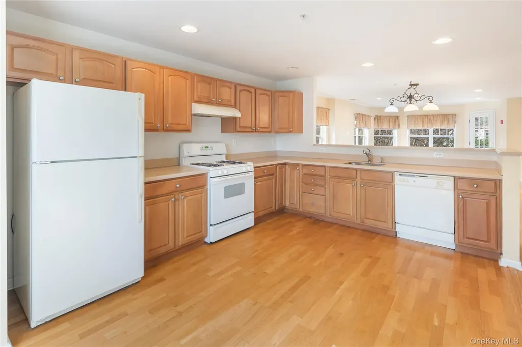 121 Northview Court Peekskill NY 10566