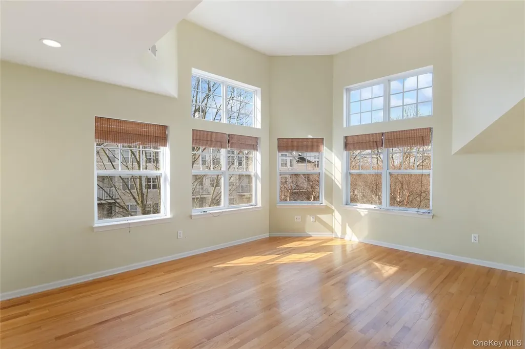 121 Northview Court Peekskill NY 10566