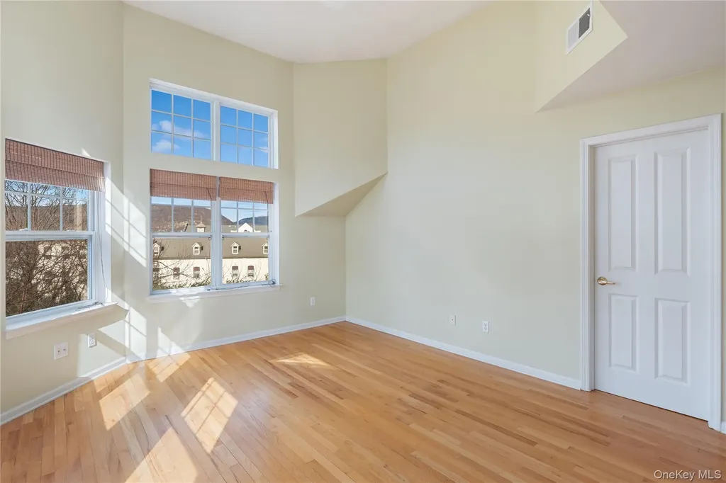 121 Northview Court Peekskill NY 10566