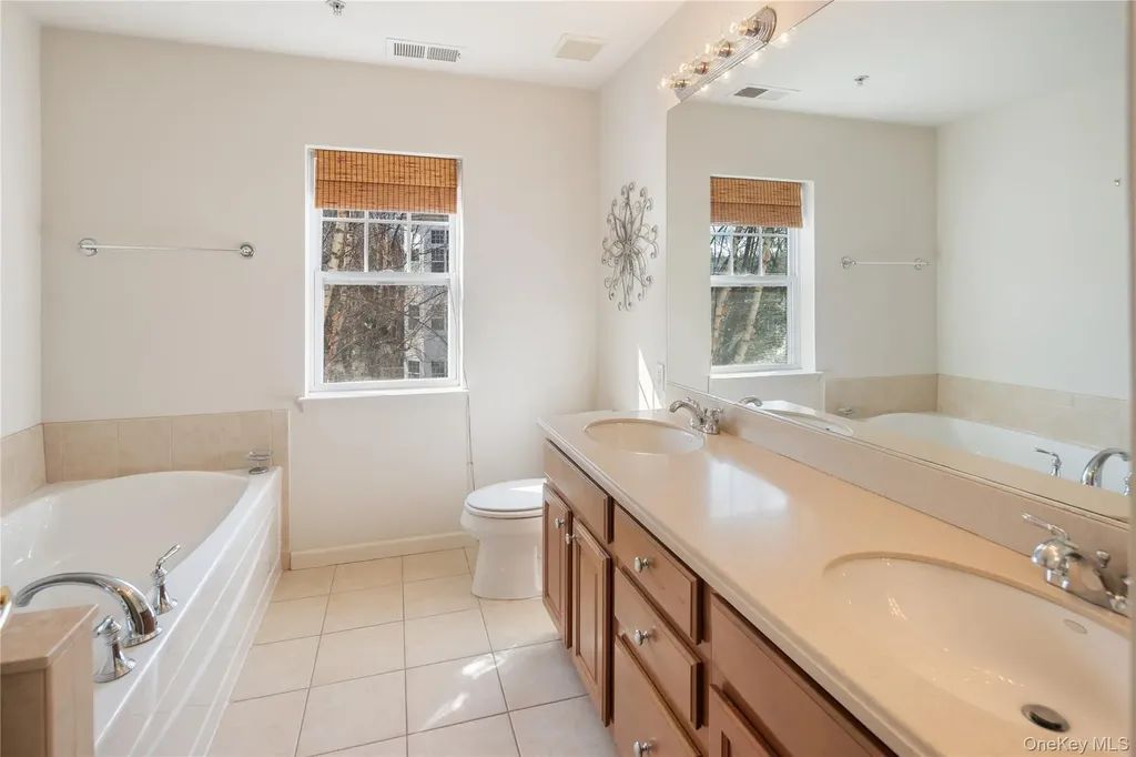 121 Northview Court Peekskill NY 10566