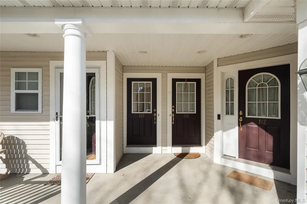 121 Northview Court Peekskill NY 10566