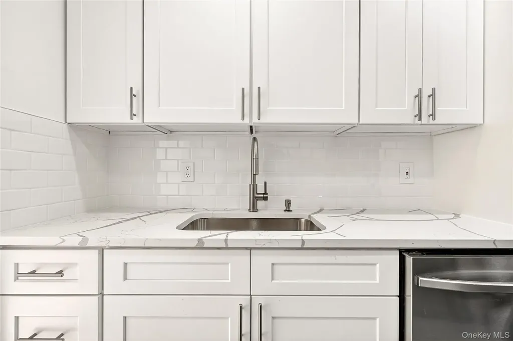 22 Hillside Terrace White Plains NY 10601