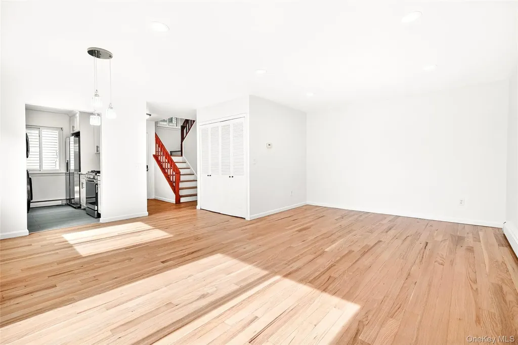 22 Hillside Terrace White Plains NY 10601