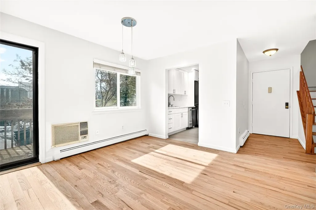 22 Hillside Terrace White Plains NY 10601