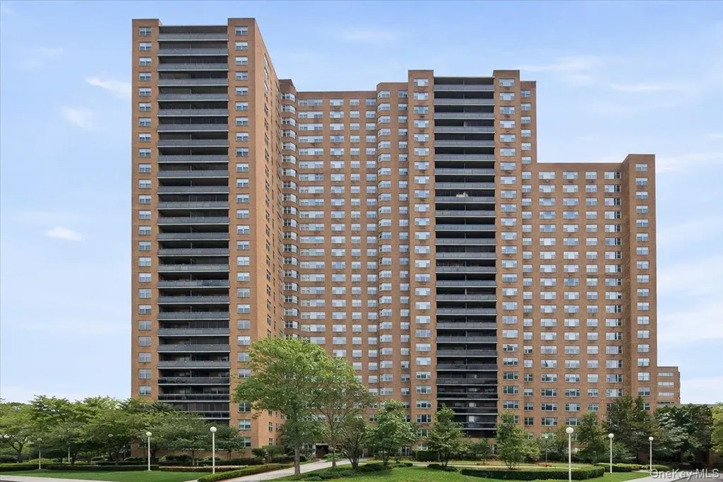 70-25 Yellowstone Boulevard Forest Hills NY 11375