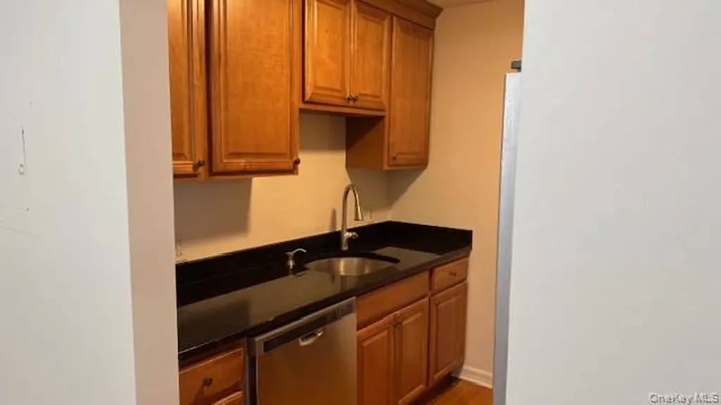 63 Poplar Lane Middletown NY 10941