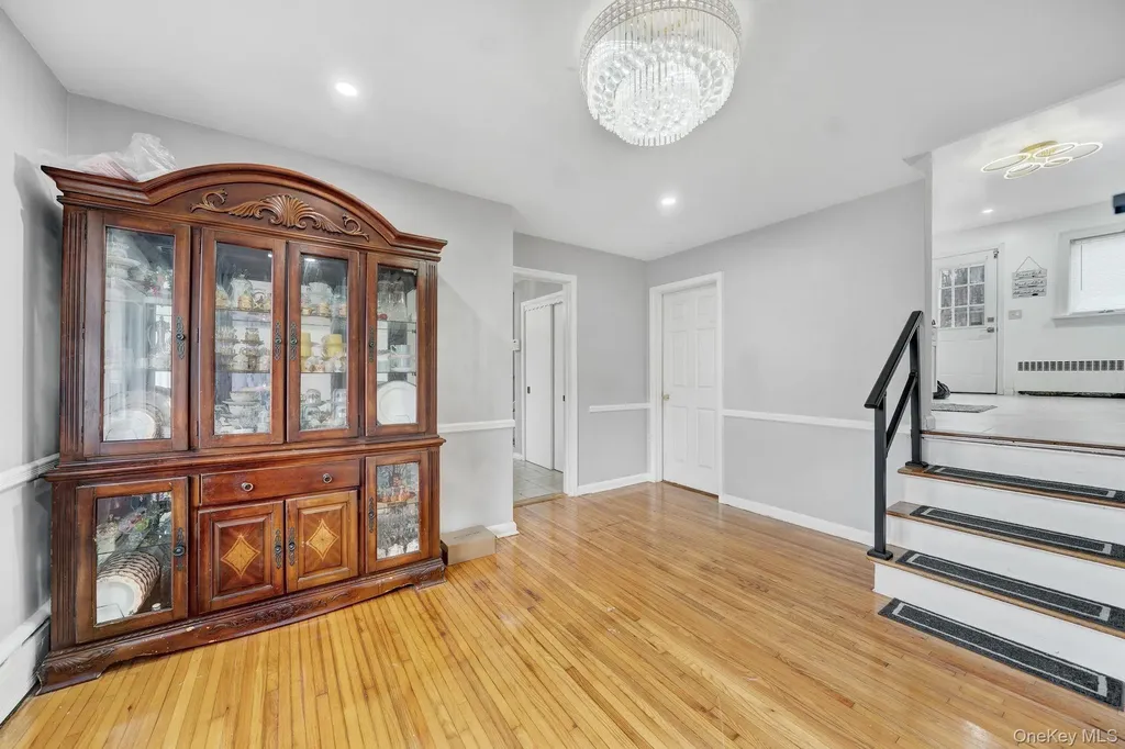 9 Valley View Drive Yonkers NY 10710